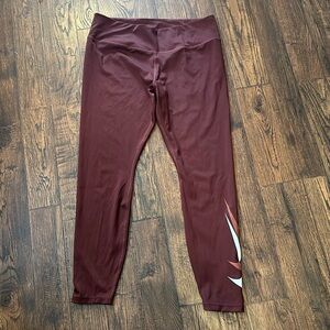 Nike Swoosh Run Leggings
